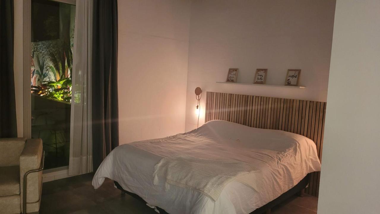 La Belle San Isidro Lofts *